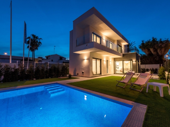 New Build Luxury Villas – D44794