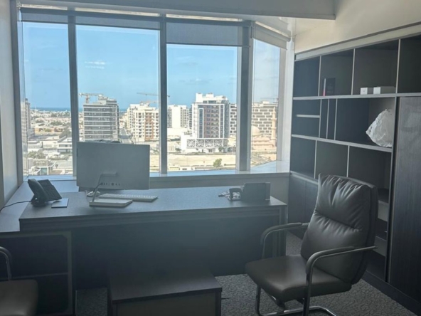 Prime Location | Ready Office | Close to Metro – UAEMR-5934