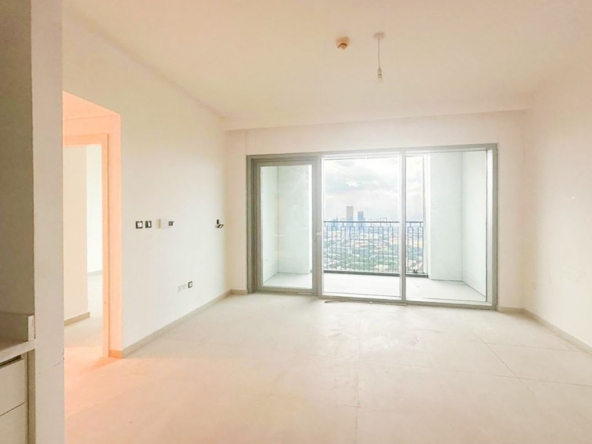 High-Rise Unit| Balcony with View | Great Location – UAEMS-22729