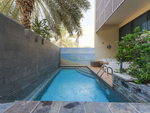 Canal View | Stunning 4BR Townhouse | Private Pool – UAEMCSP-16382