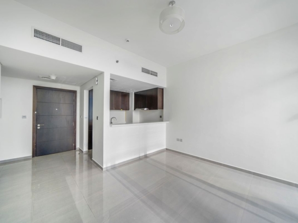 Vacant I High Floor I Spacious Balcony | Hot Deal – UAEMRP-3888