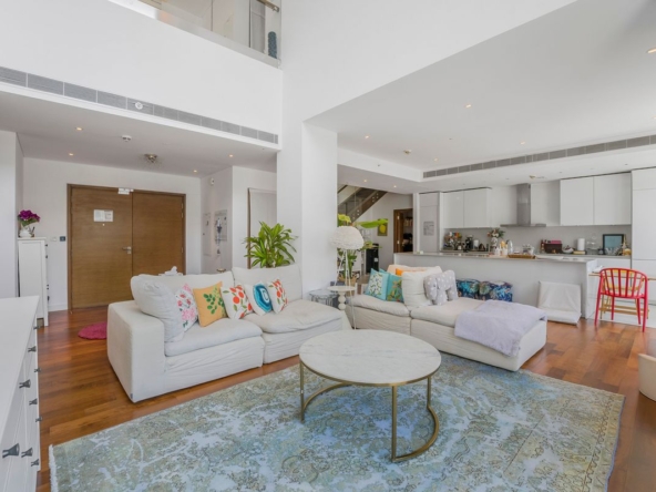 Guaranteed ROI | Huge Layout | Prime Location – UAEMS-23721