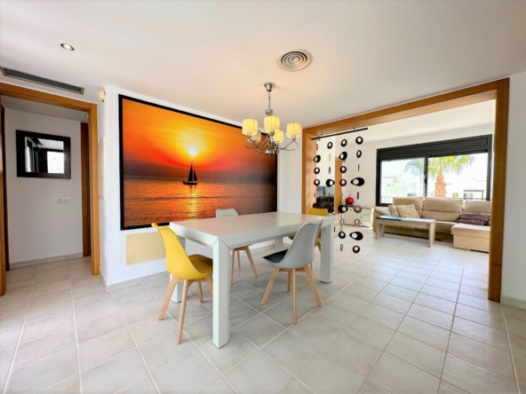 Luxury Two Bed Beachfront Penthouse – D45548