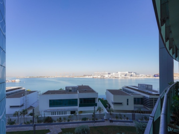 Sea View | Vacant 3BR+M Apartment | Beach Access – UAEMCRP-3419