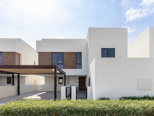 Modern 5BR Villa | Brand New | Convenient Location – UAEMCRP-3427
