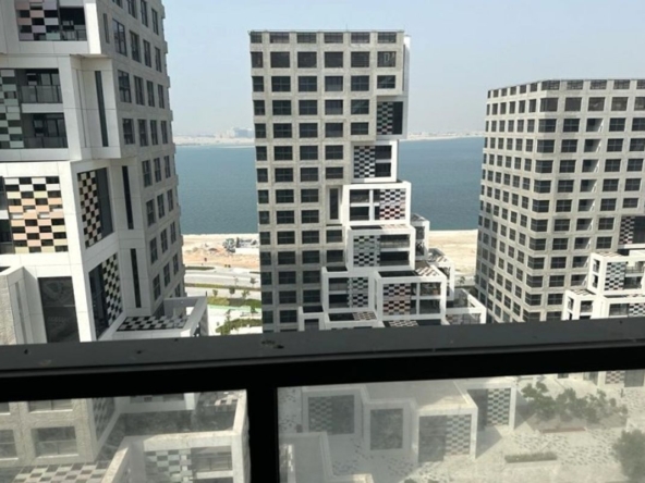 Vacant 2BR+Store | Partial Canal View | High Floor – UAEMCSP-16980