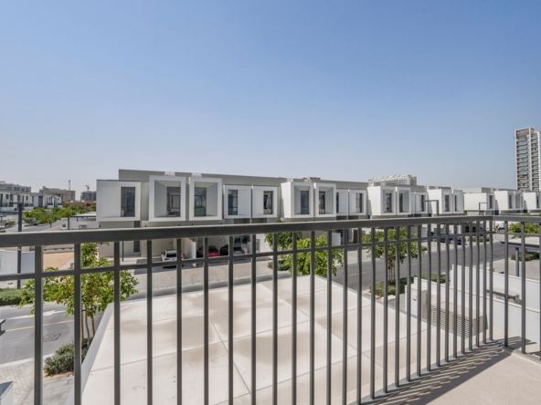 4Bed Townhouse| Prime  Location| Spacious – UAEMR-6174
