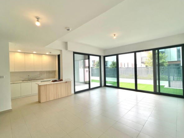 Single row | Landscaped | Well Maintained – UAEMR-6183