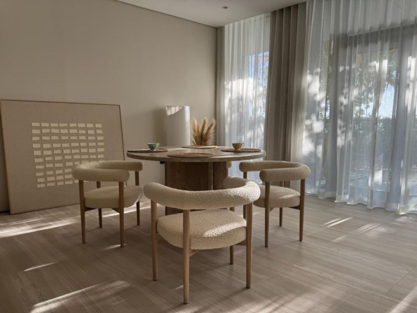 Prime Location | Luxurious | Sophisticated – UAEMR-6261