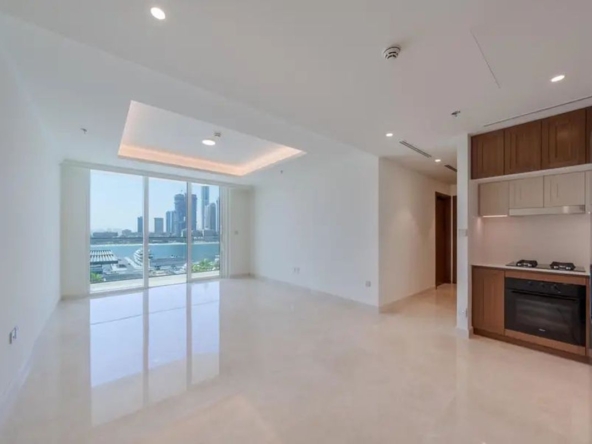 Ready to Move | Spacious 2 Bed | Beach Access – UAEMR-6298