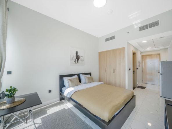 Spacious Studio | Furnished | Vacant – UAEMRP-4111
