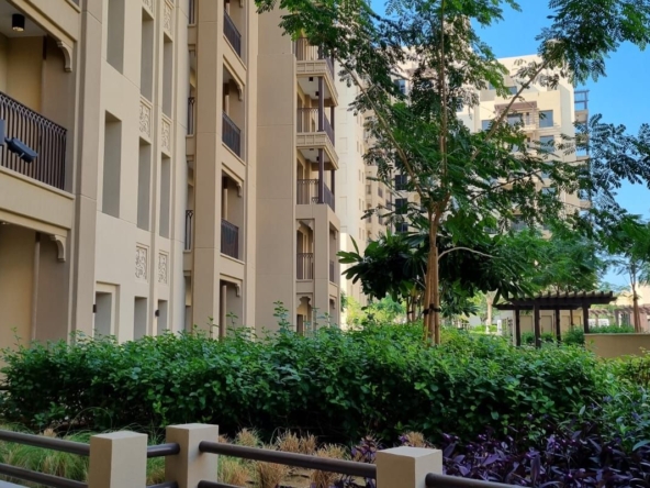 Brand New| Spacious Terrace| One Bedroom Apartment – UAEMRP-4117