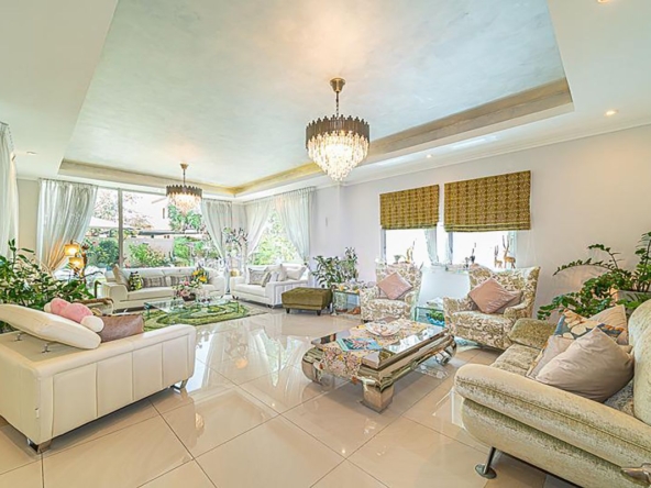 Fully Upgraded | Spacious Layout | Hot Deal – UAEMRP-4141
