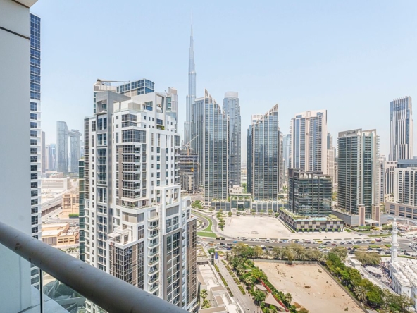 Spacious Layout | Vacant | High Floor – UAEMRP-4199