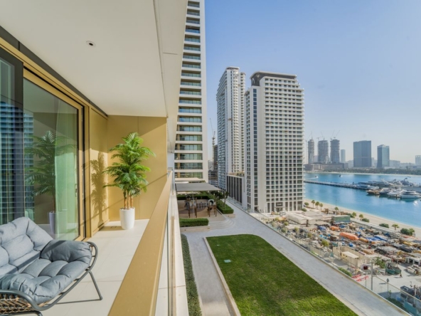 Chic and Modern | Stylish | Beachfront Access – UAEMS-24733