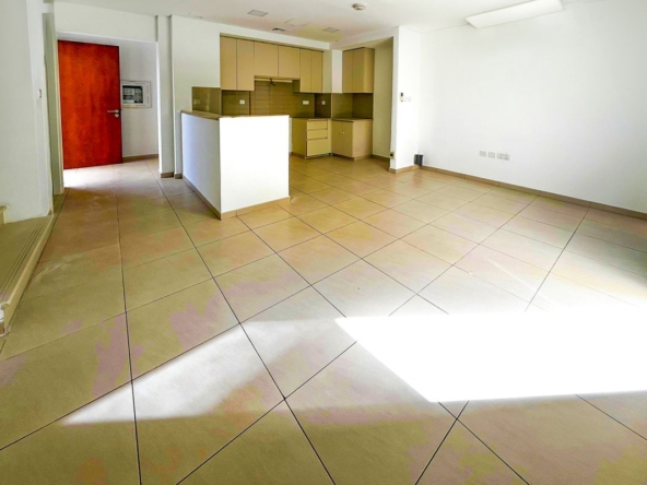 Vacant Soon | Close to Amenities| Family Community – UAEMS-25029