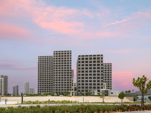 Sea View | Studio w/ Balcony | Community Pool – UAEMCS-11598