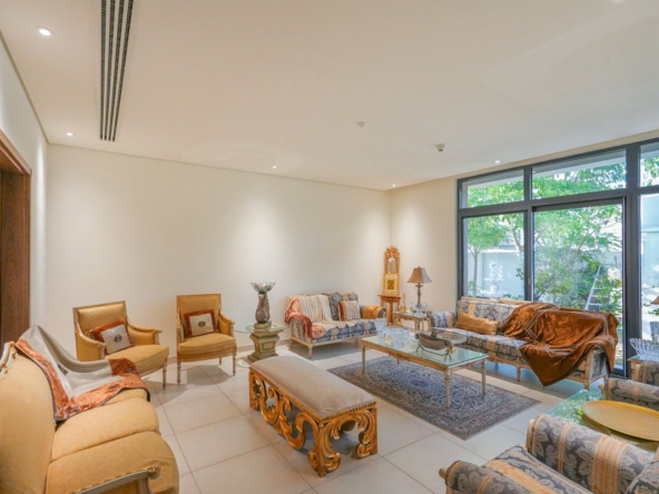 Corner 5BR+M | Private Garden | Ready To Move – UAEMCS-12414