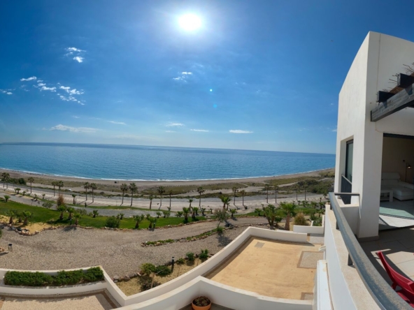 3 bed. 2 bath Beach Apartment For Rent – D46492
