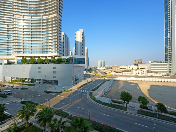 Modern 1BR+Balcony| Unique Design| Prime Location – UAEMCR-3800