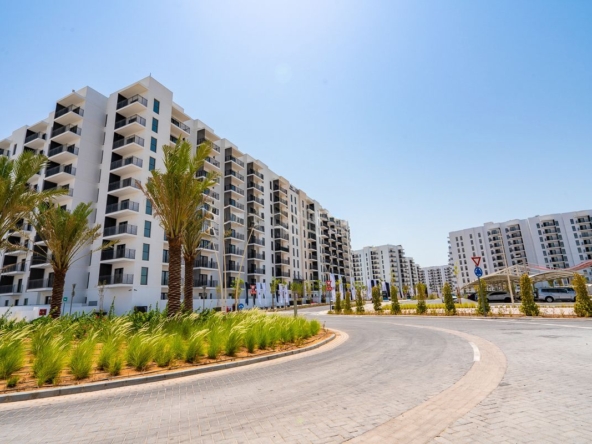 Ready To Move | 2 Bedrooms w/ Balcony | High Floor – UAEMCS-13134