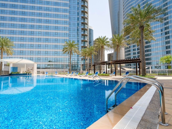 Sea View | High Floor 2BR+Maids | Well-Maintained – UAEMCS-13206