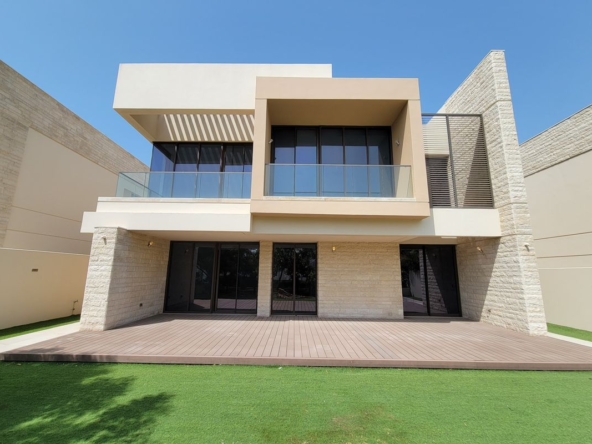 Exclusive 4-Bedroom| Luxury Living| High End Villa – UAEMCSP-19835