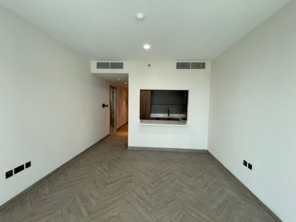 Brand New | Semi Furnished | Prime Location – UAEMR-6471