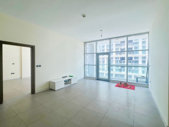 Spacious Layout | Best View | Ready to Move – UAEMR-6514