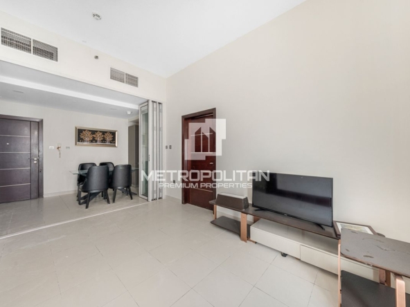 Fully Furnished | Large Layout | Closed Kitchen – UAEMS-22309