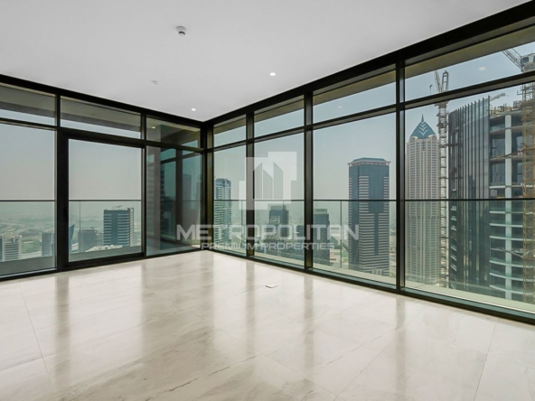 Luxury Living | Investor Deal | Open Canal View – UAEMS-26567