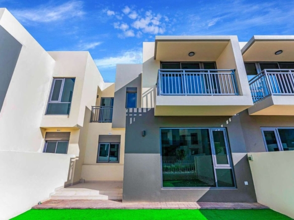 Vacant on Transfer | Near Amenities | Back to Back – UAEMSP-17101
