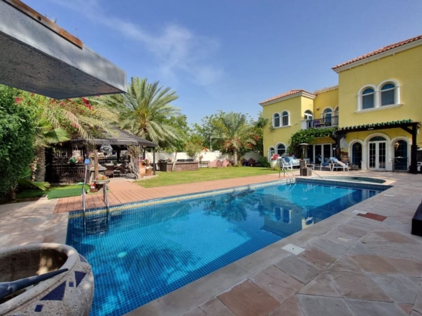Huge Plot | Corner Next To Park | Pool – UAEPHSP-11500